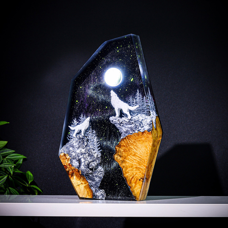 Resin Art And Decor - مصباح طاولة على شكل حيوانات طبيعية