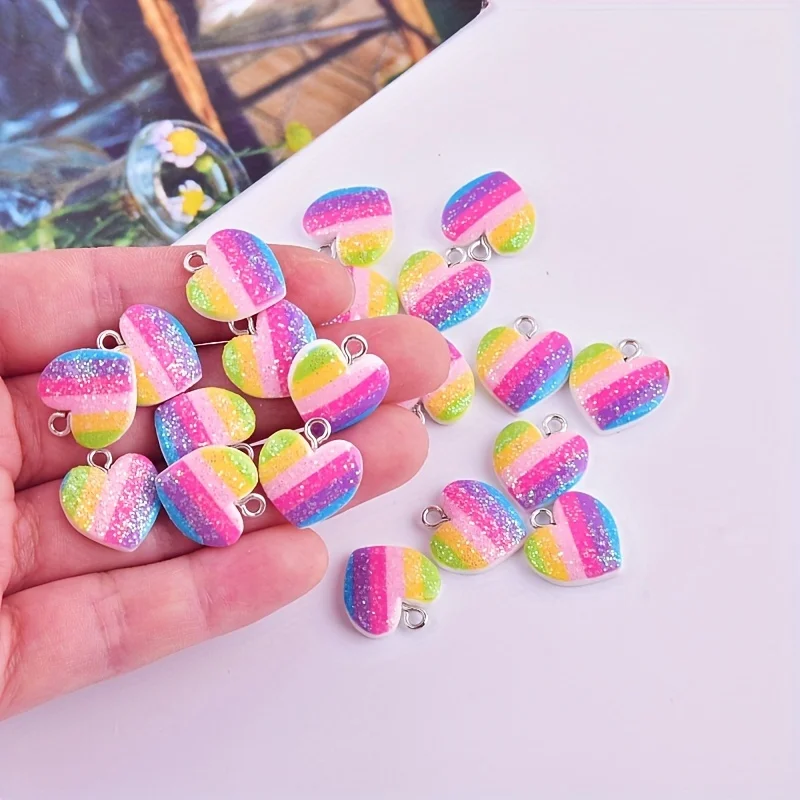10 قطع من الحليات الراتنجية ال - مراجعة Resin Art Heart وسعره