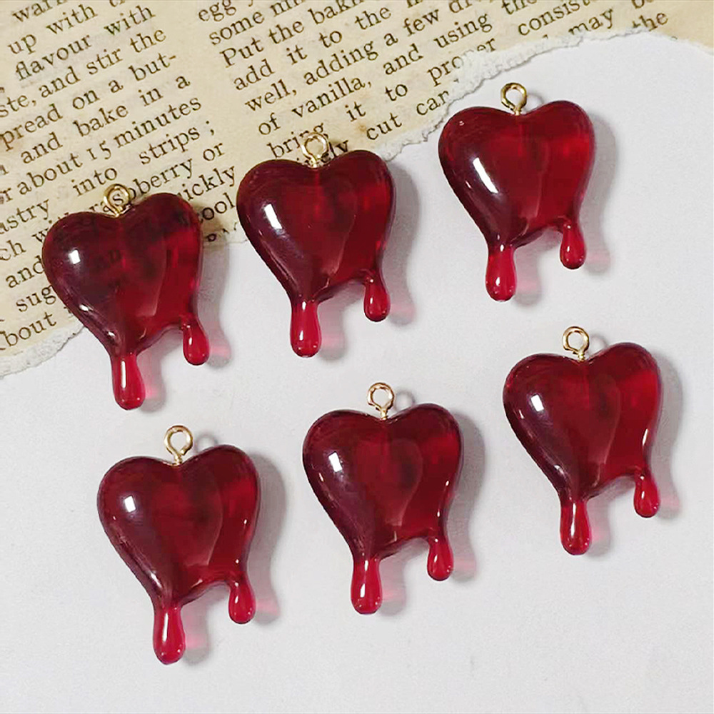 10 قطع من تعليقات الراتنج على  - مراجعة Resin Art Heart وسعره